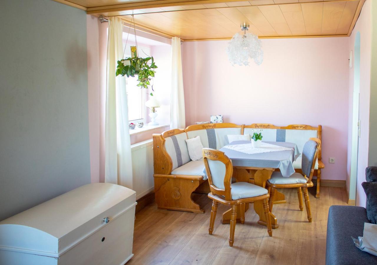 Ferienwohnung am Kugelbaum Lunzenau Exterior foto